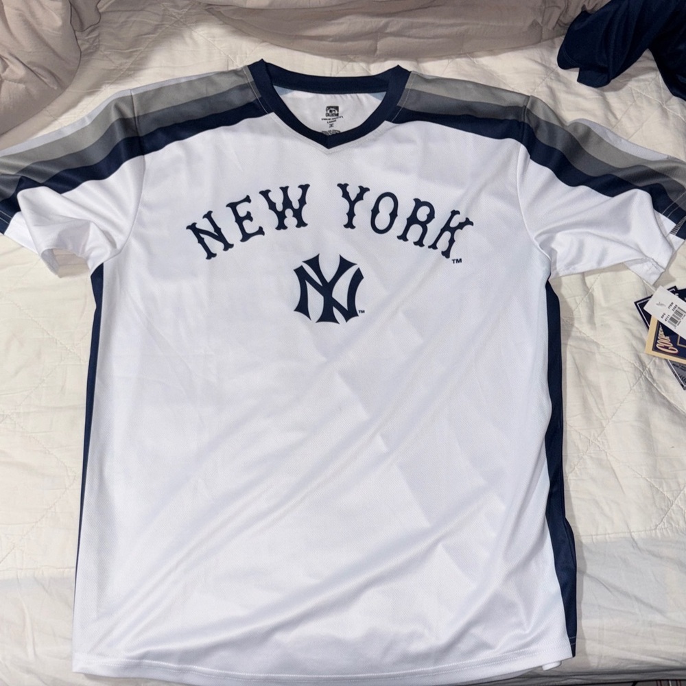 Yankees Size L Jersey Shirt